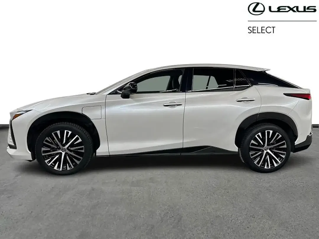 Lexus RZ - Thumbnail 3