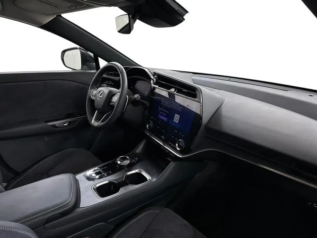 Lexus RZ - Thumbnail 6
