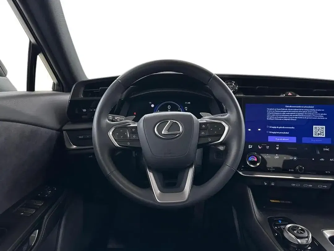 Lexus RZ - Thumbnail 8