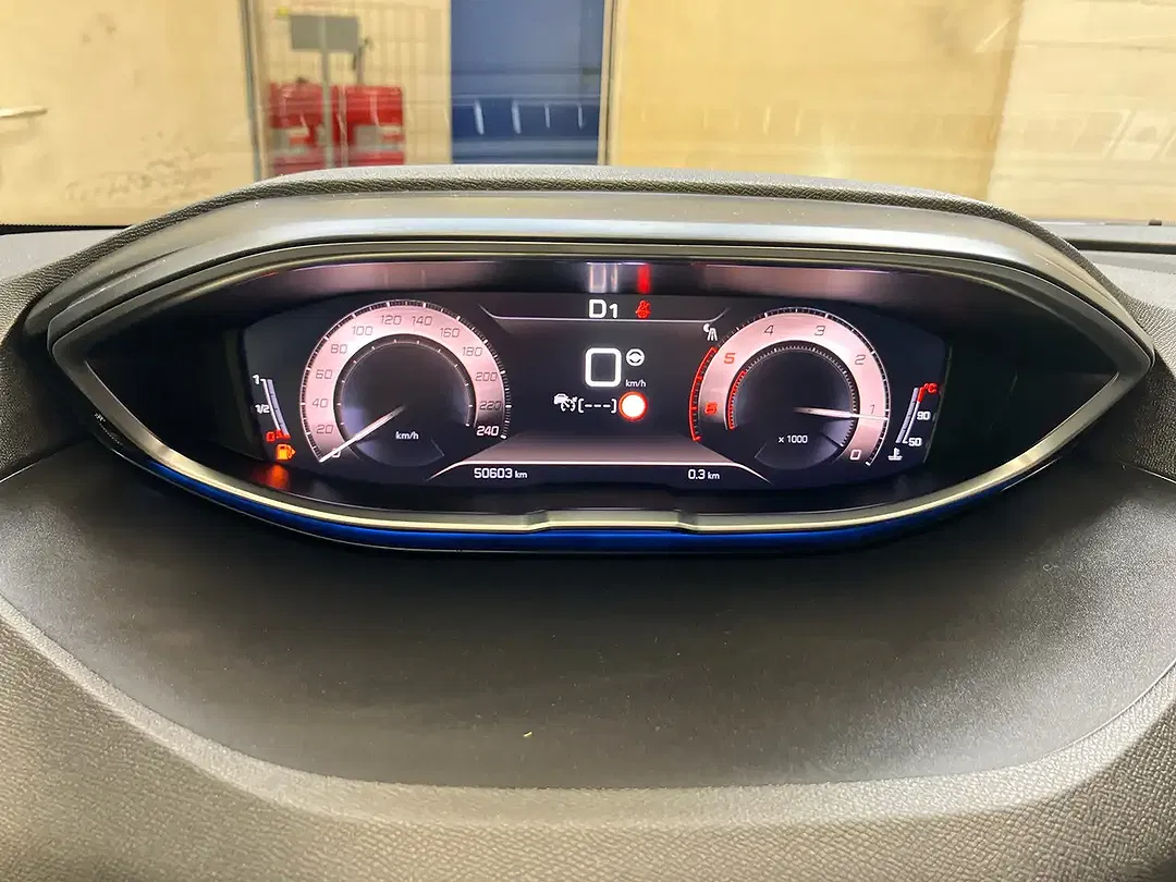 Peugeot 5008 130 BlueHDi GT - Thumbnail 8