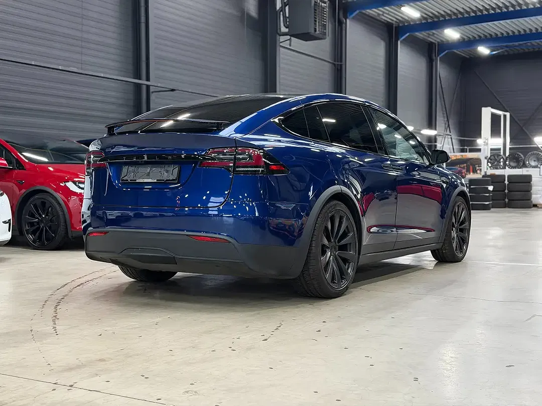 Tesla Model X Premium Long Range - Thumbnail 7