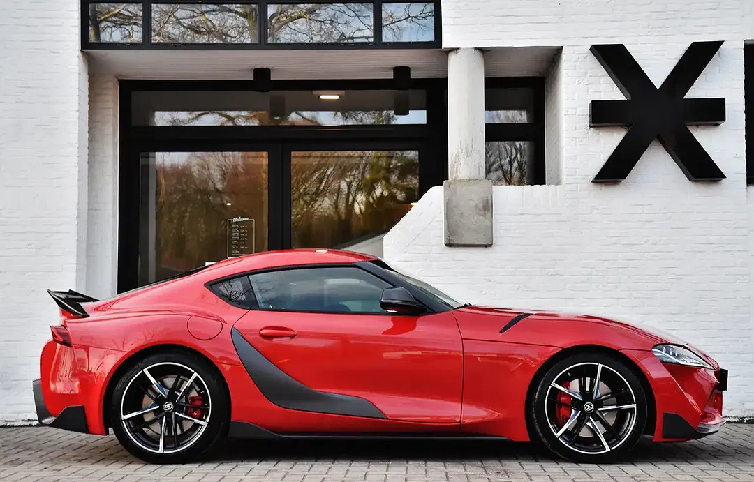 Toyota Supra - foto 2