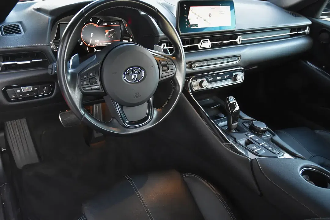 Toyota Supra - Thumbnail 3