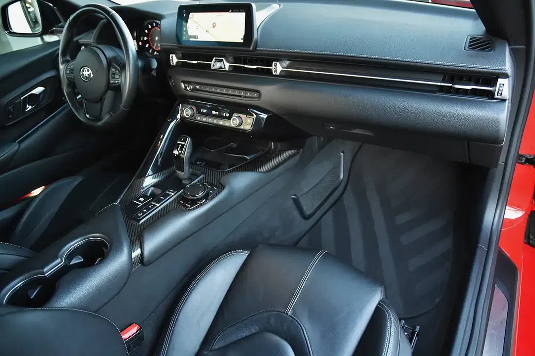 Toyota Supra - Thumbnail 9