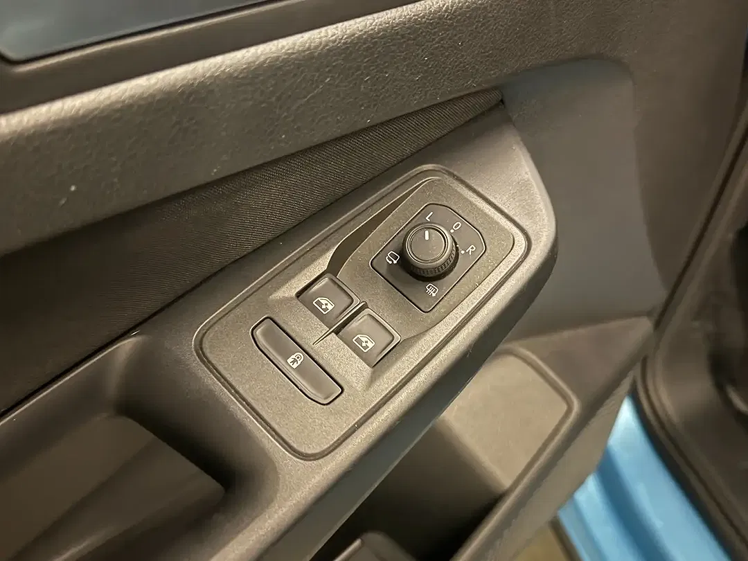 Ford Tourneo Connect 1.5 - Thumbnail 10