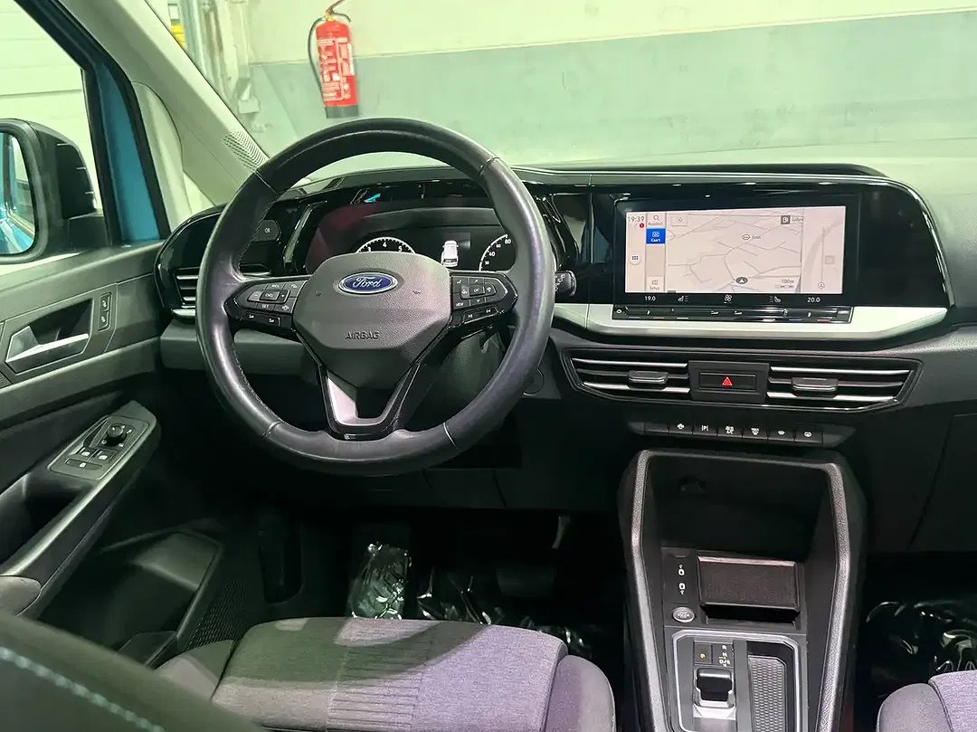 Ford Tourneo Connect 1.5 - Thumbnail 13