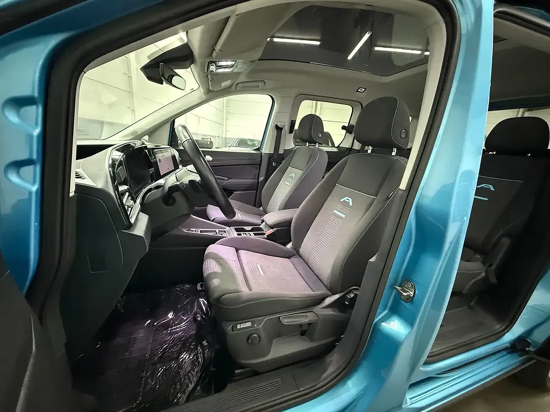 Ford Tourneo Connect 1.5 - foto 15