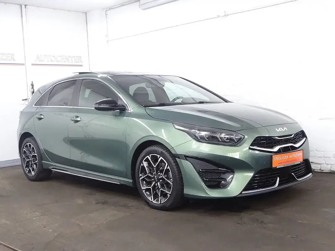 Kia Ceed / cee'd 1.5 T-GDI DCT GT-Line - Thumbnail 3