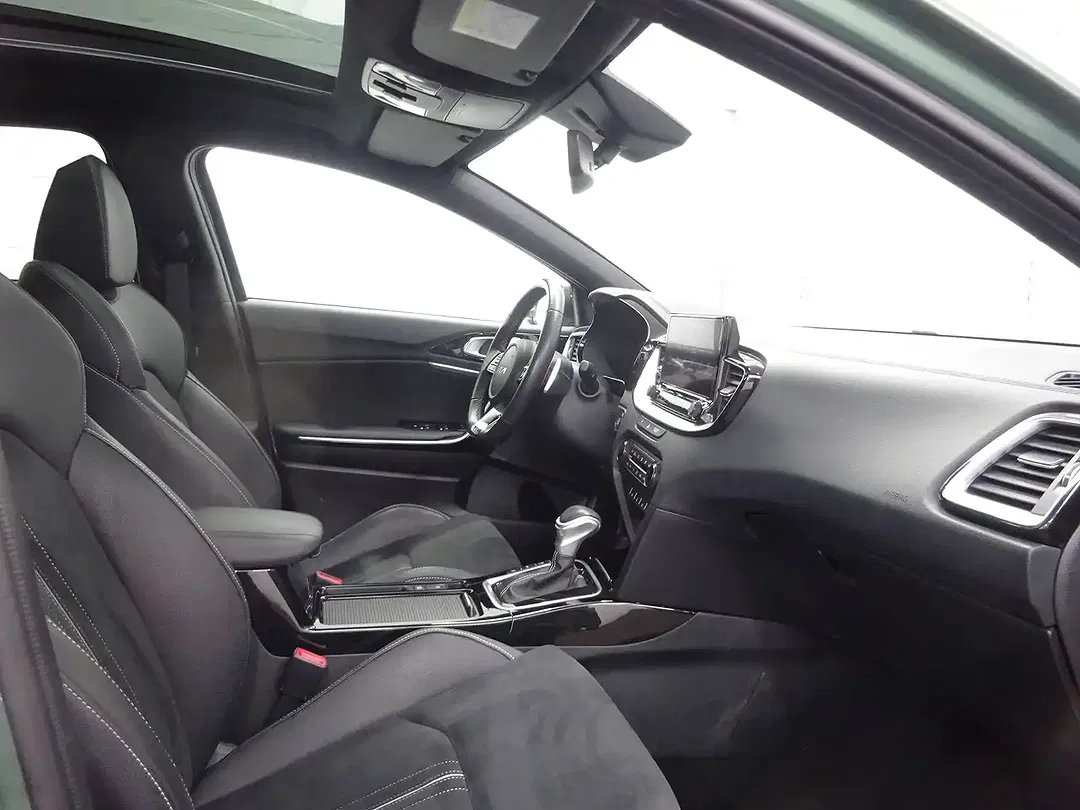 Kia Ceed / cee'd 1.5 T-GDI DCT GT-Line - Thumbnail 9