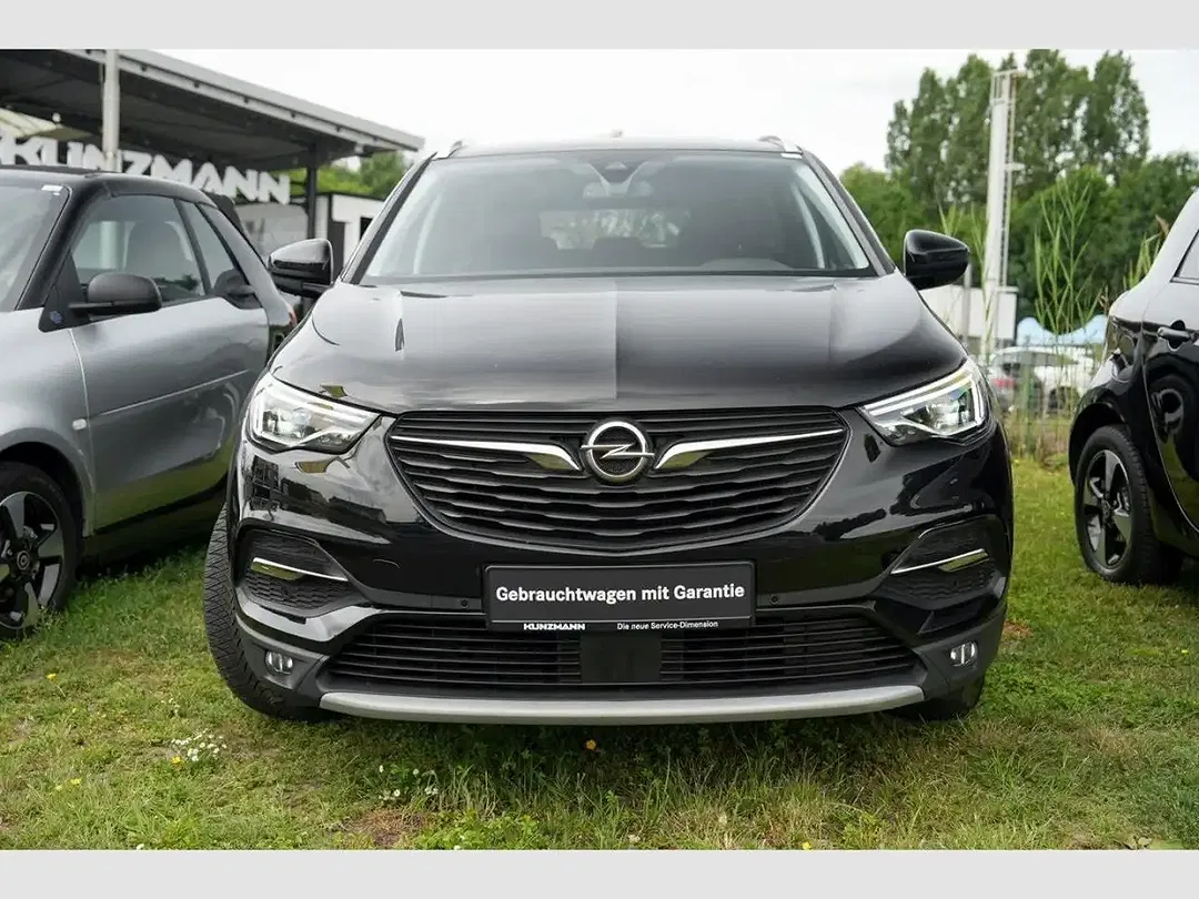 Opel Grandland X 1.2 Turbo - foto 2