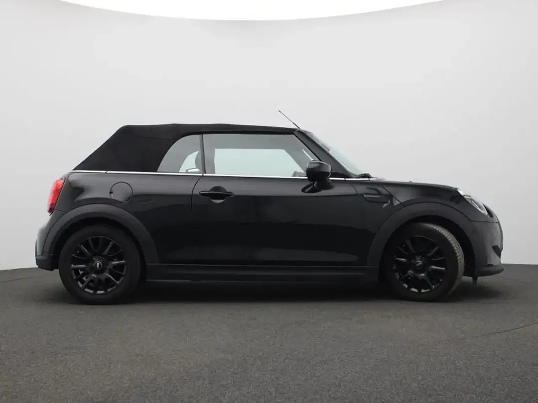 MINI One Cabrio Facelift - Thumbnail 3