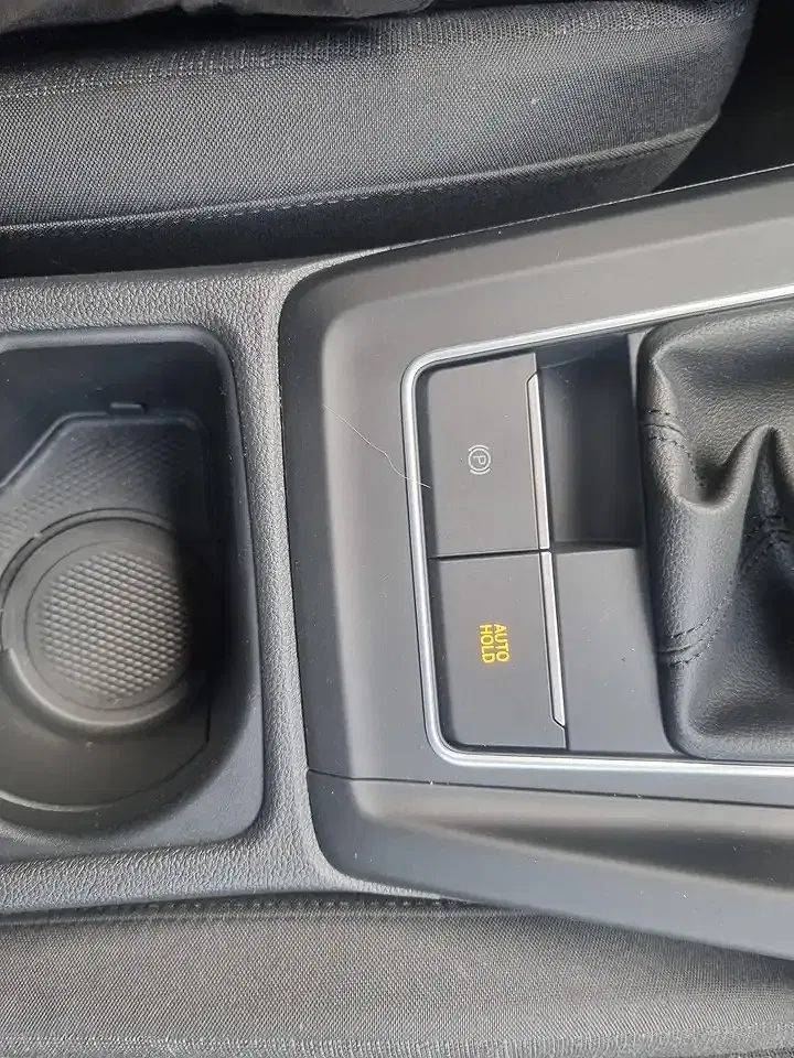 Volkswagen Golf 1.0 TSI Life Business Premium - Thumbnail 10