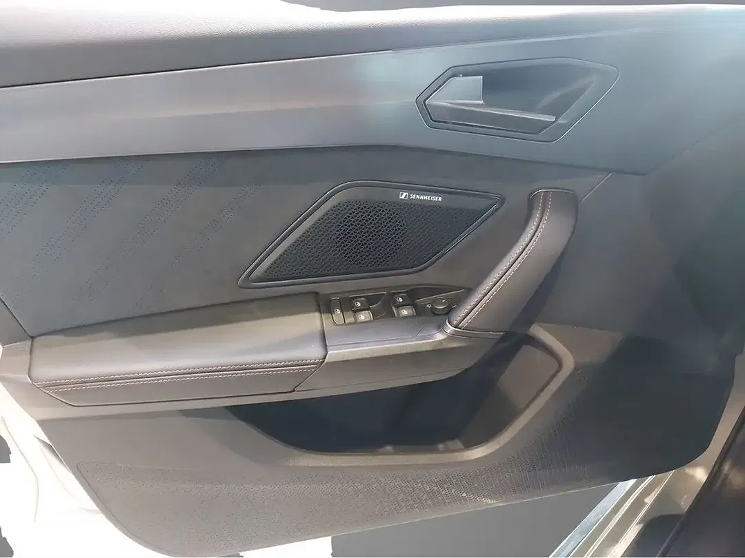 CUPRA Leon DCC Matrix LED - Thumbnail 13