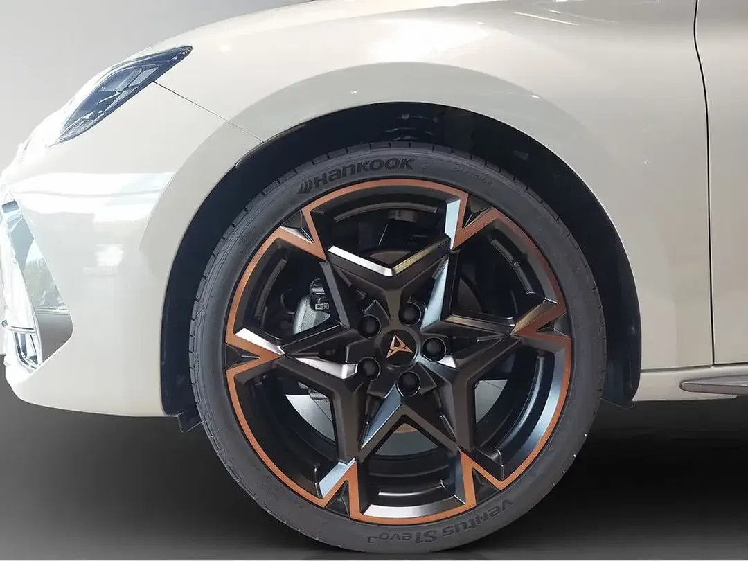 CUPRA Leon DCC Matrix LED - Thumbnail 9