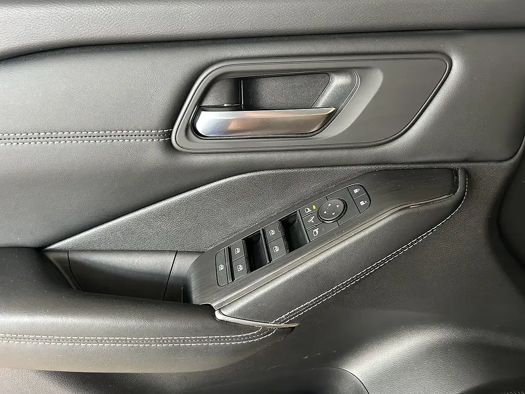 Nissan Qashqai N-Connecta - Thumbnail 9