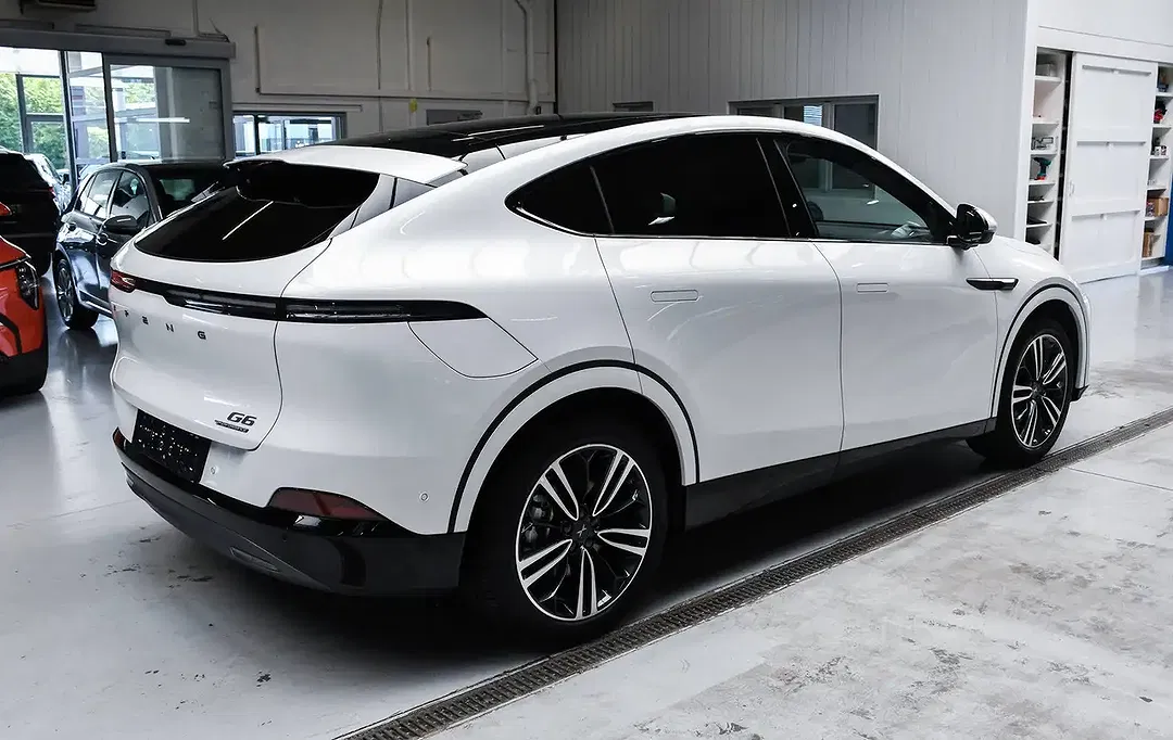 Xpeng G6 AWD - Thumbnail 3