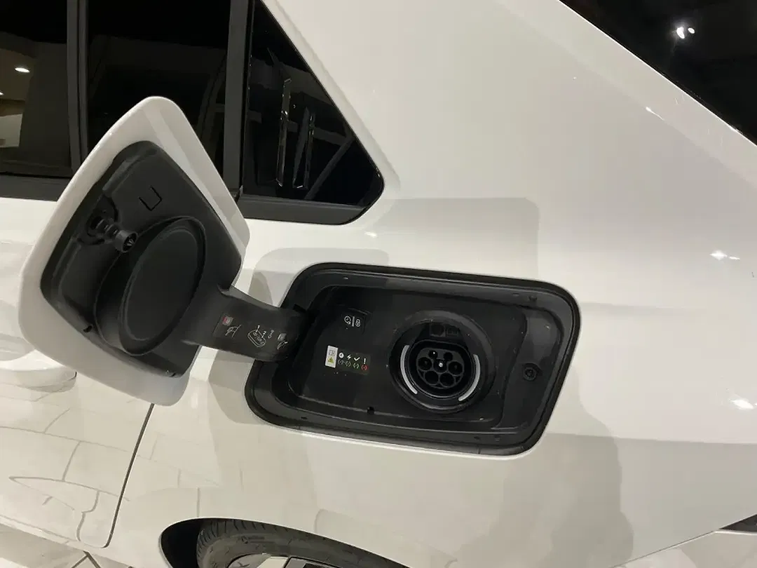 Opel Astra PHEV Hybrid Matrix LED - Thumbnail 5