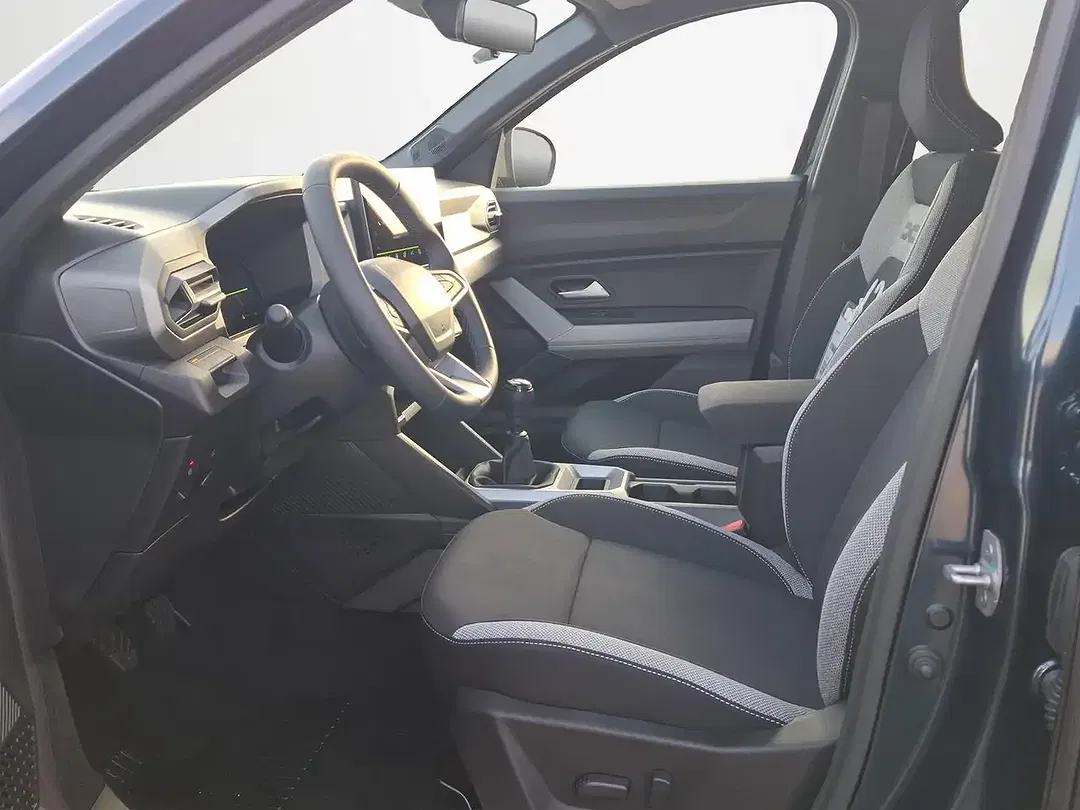 Dacia Bigster TCe Journey - Thumbnail 9
