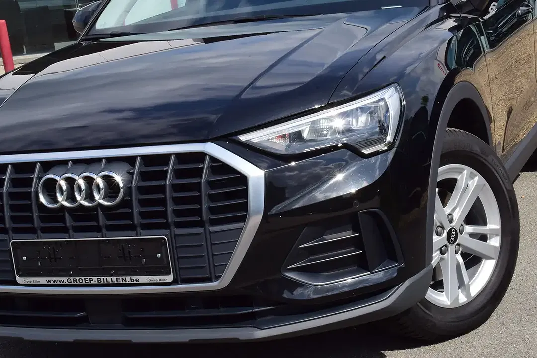 Audi Q3 - Thumbnail 5