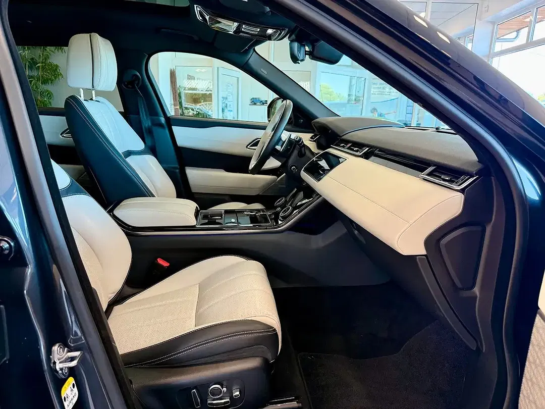 Land Rover Range Rover Velar R-Dynamic HSE Design - Thumbnail 12