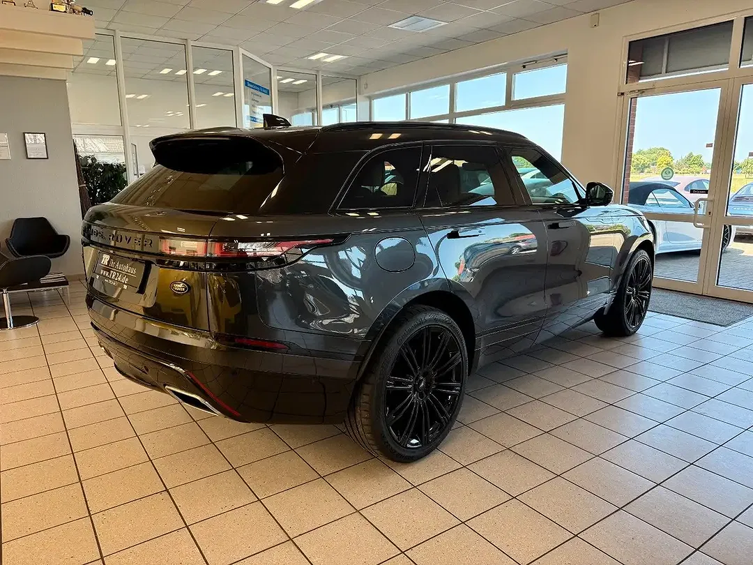 Land Rover Range Rover Velar R-Dynamic HSE Design - Thumbnail 5