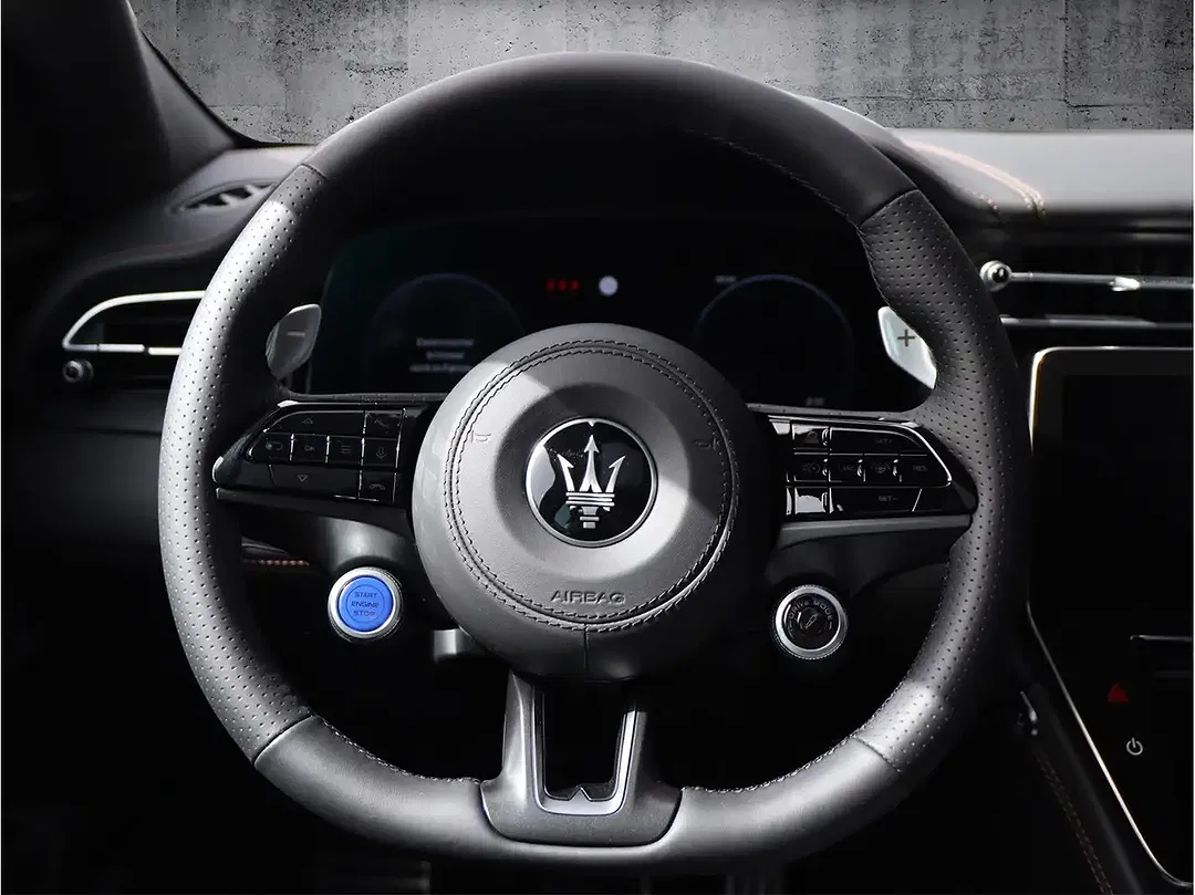 Maserati Grecale Folgore - Thumbnail 8