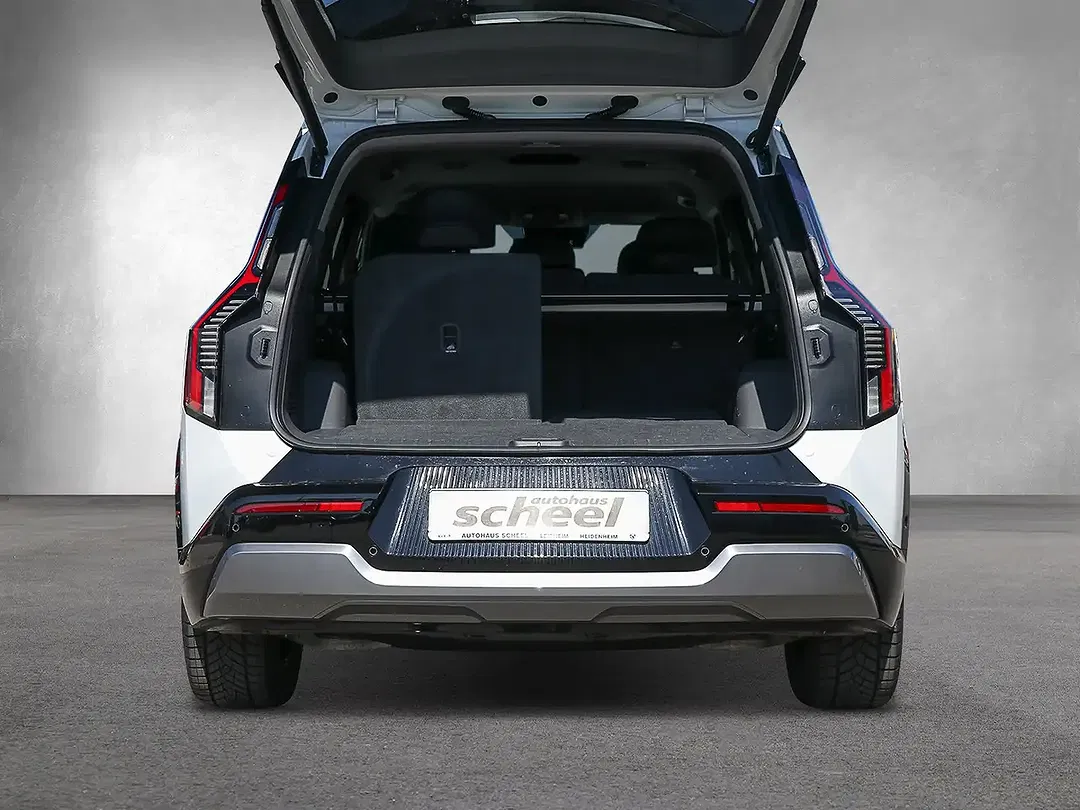 Kia EV9 - Thumbnail 13