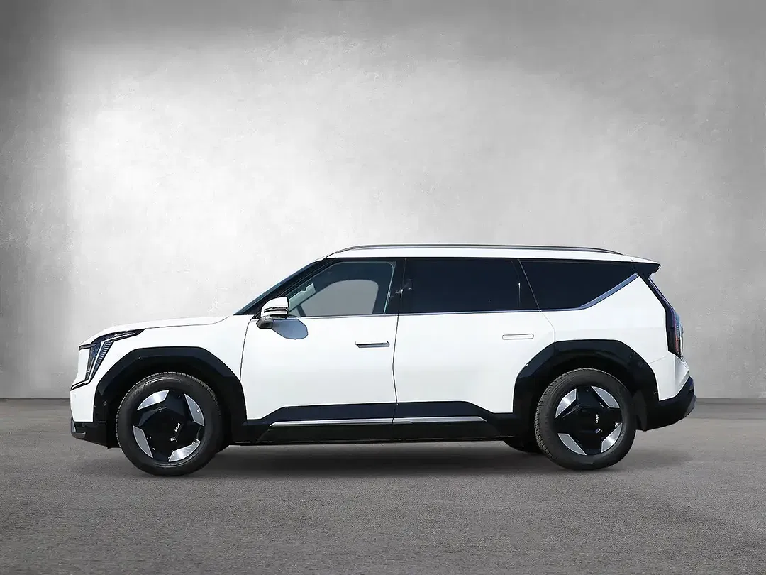 Kia EV9 - Thumbnail 4