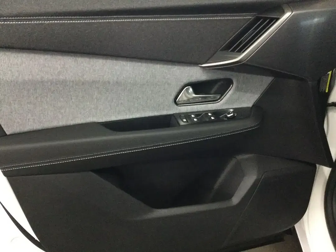 Opel Grandland Hybrid 1.2 AUT Edition - foto 11