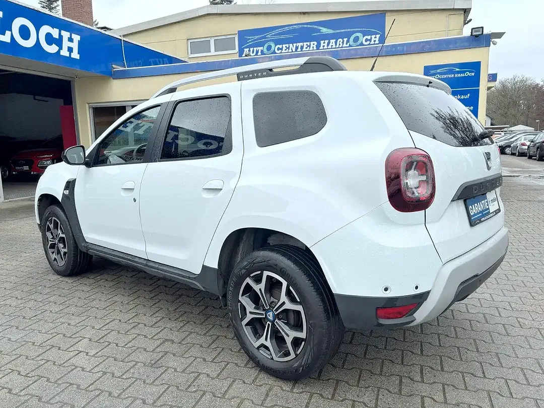 Dacia Duster Celebration - Thumbnail 7