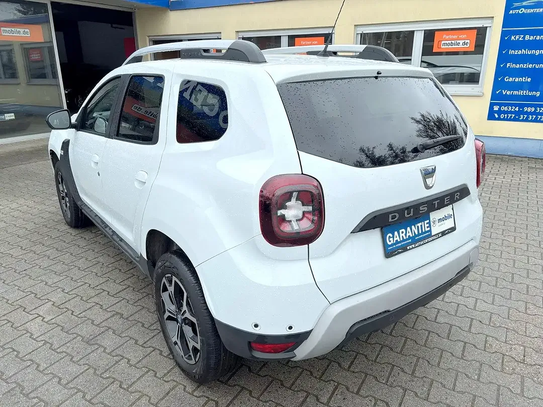 Dacia Duster Celebration - foto 8