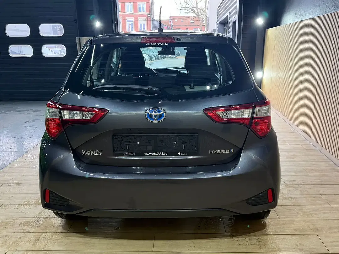 Toyota Yaris 1.5 Hybrid - Thumbnail 4
