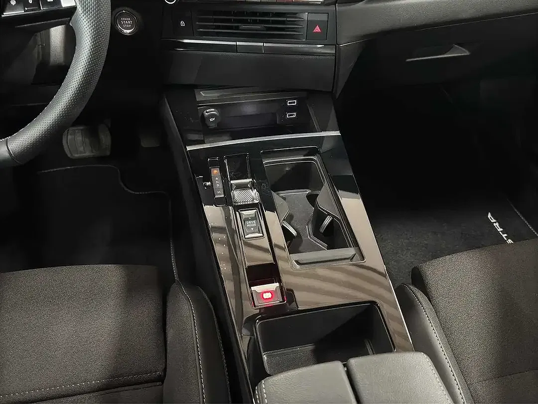Opel Astra 1.2 Turbo GS - Thumbnail 6