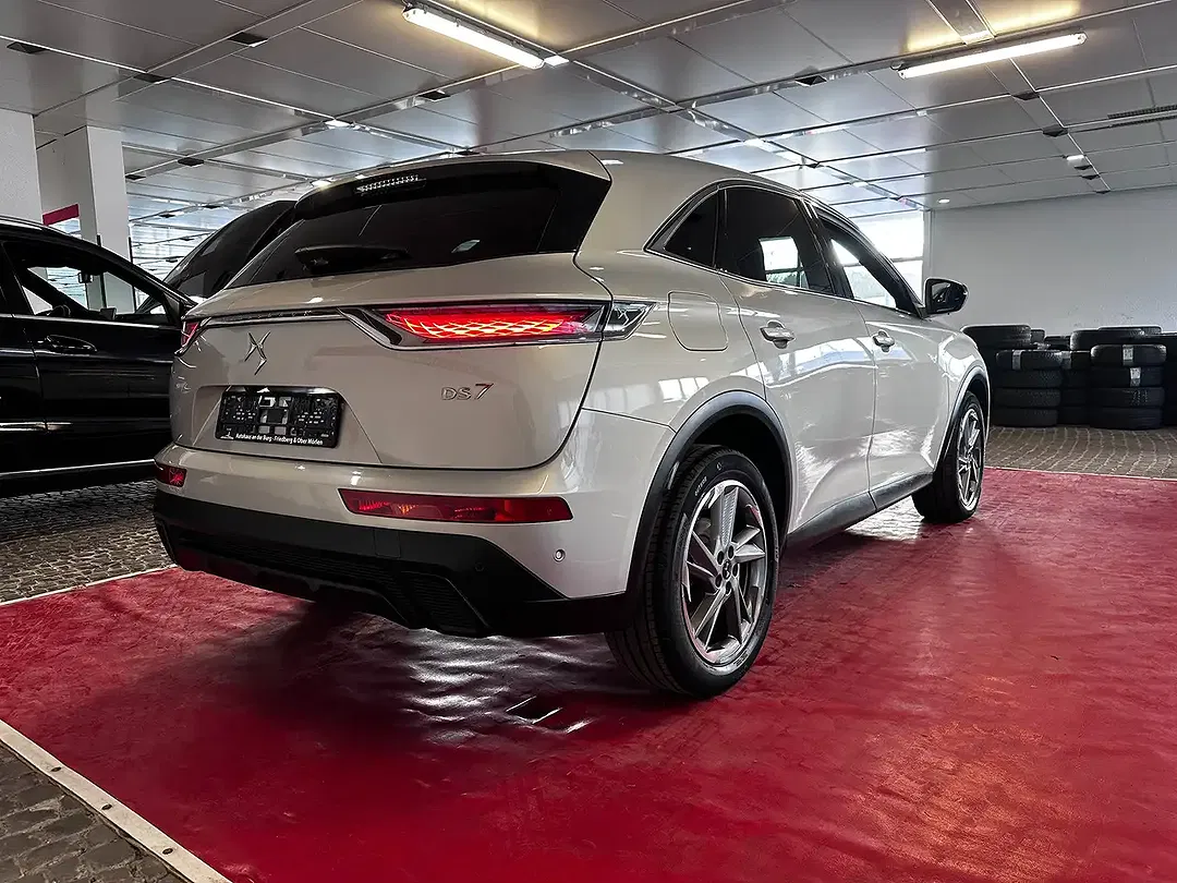 DS Automobiles DS 7 Crossback - Thumbnail 7
