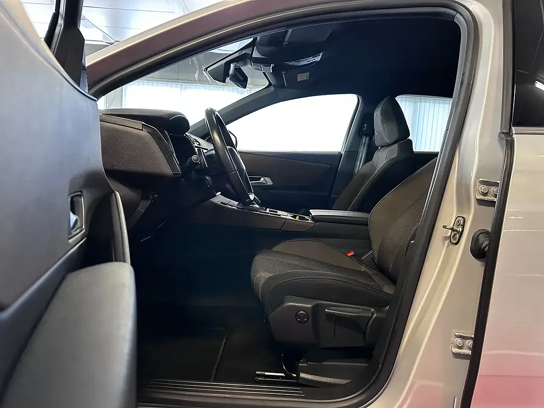 DS Automobiles DS 7 Crossback - Thumbnail 9