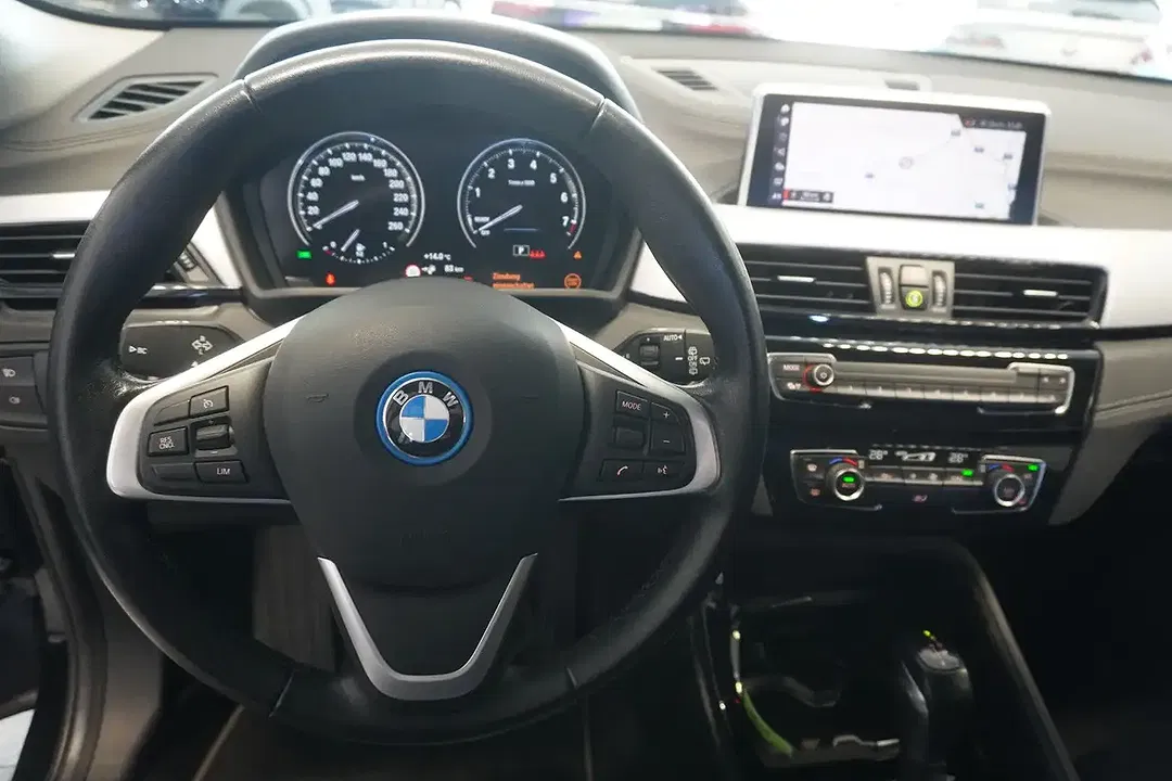 BMW X2 PHEV AUT xDrive - Thumbnail 6