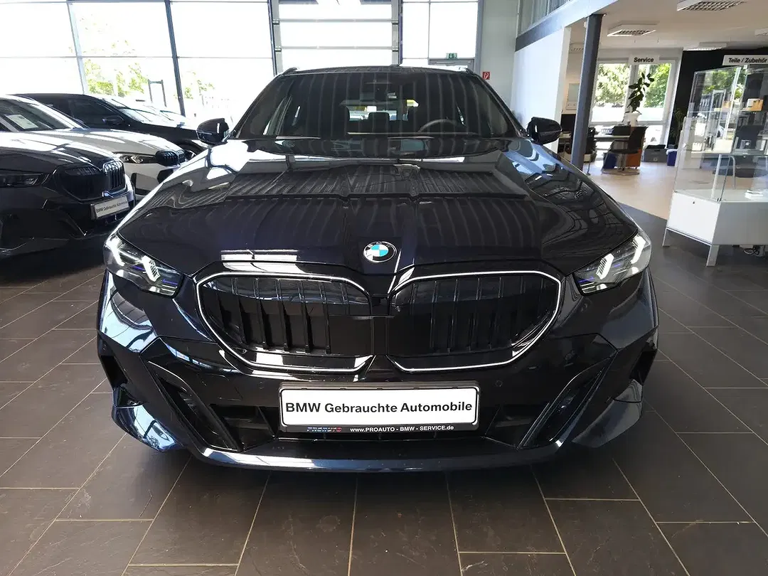 BMW 520 M Sport Pro Touring - Thumbnail 4