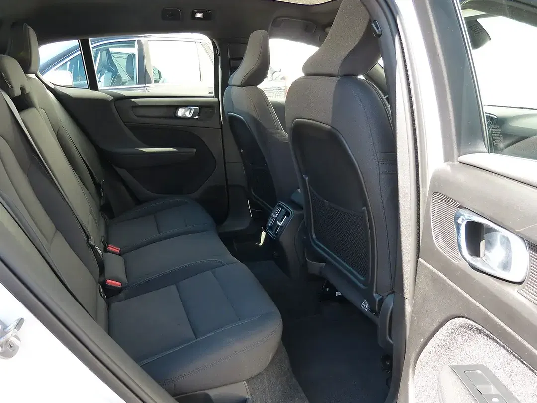 Volvo C40 EV Ultimate - Thumbnail 6