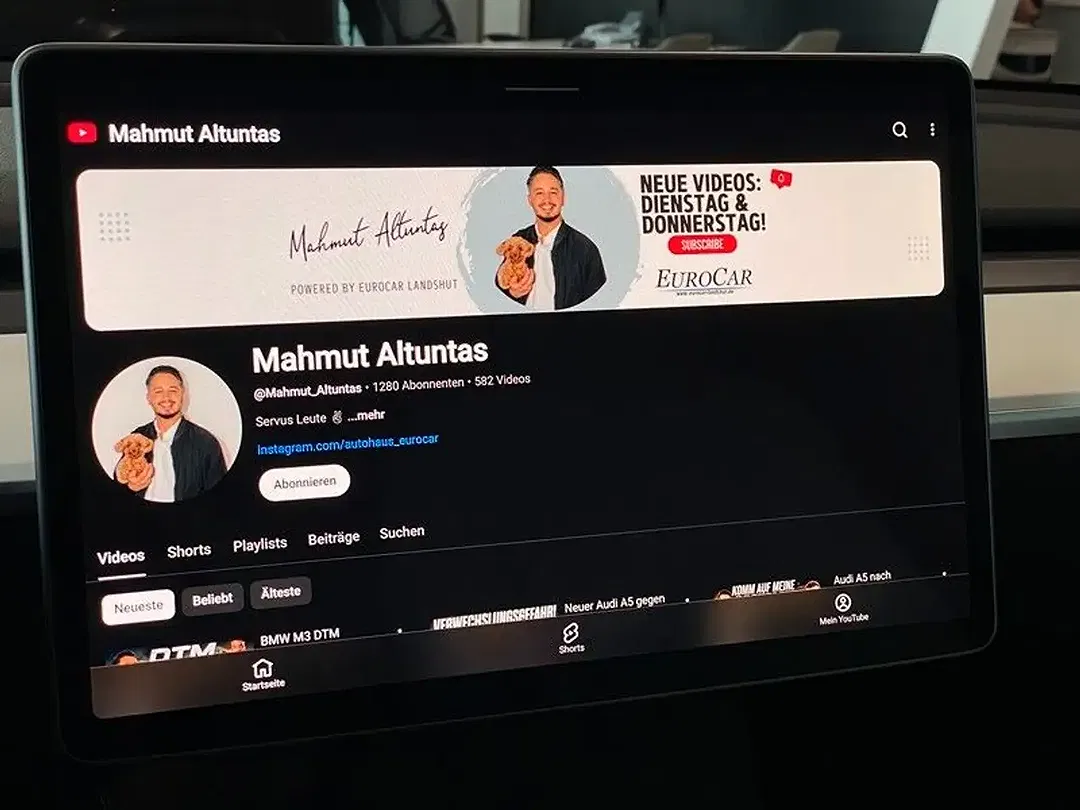 Tesla Model Y RWD - Thumbnail 13