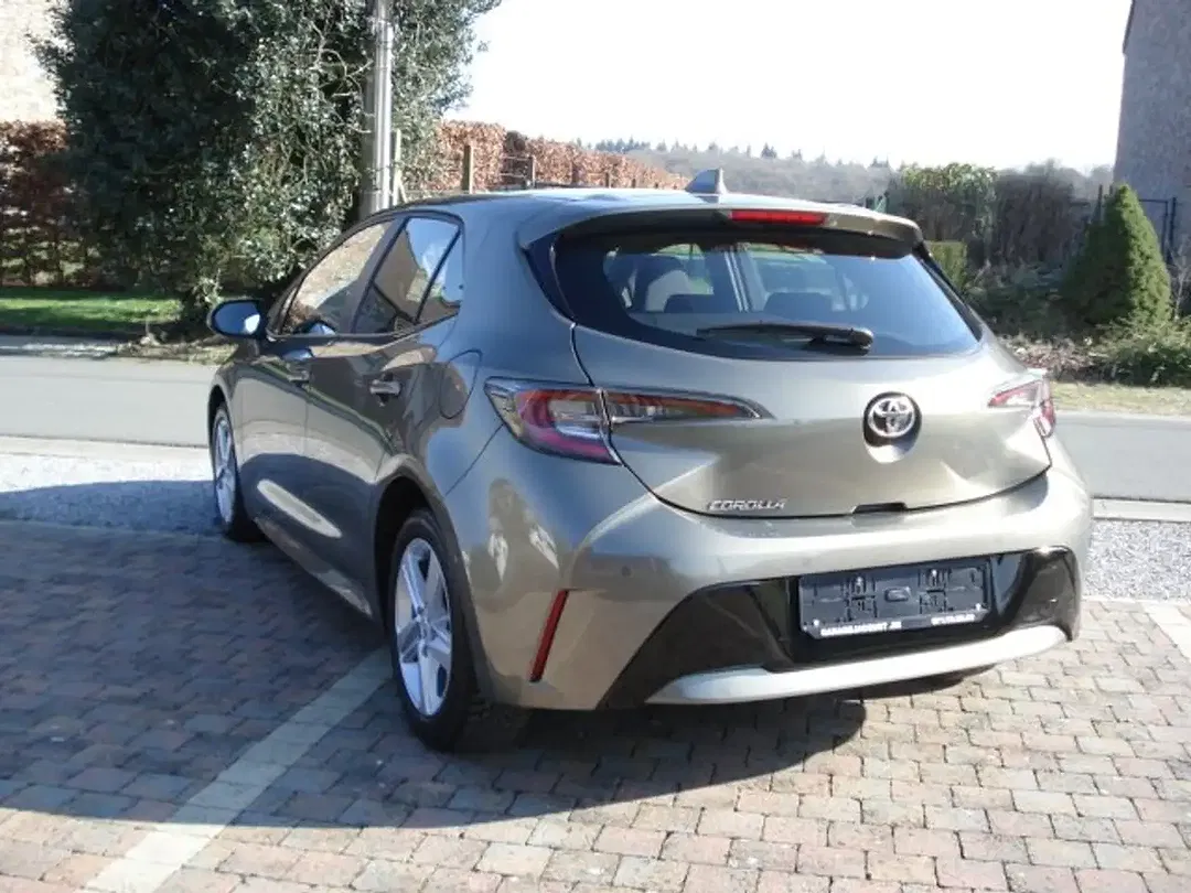 Toyota Corolla 1.2 Plus - Thumbnail 4