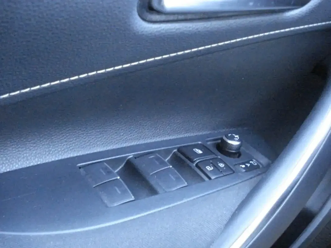 Toyota Corolla 1.2 Plus - Thumbnail 6