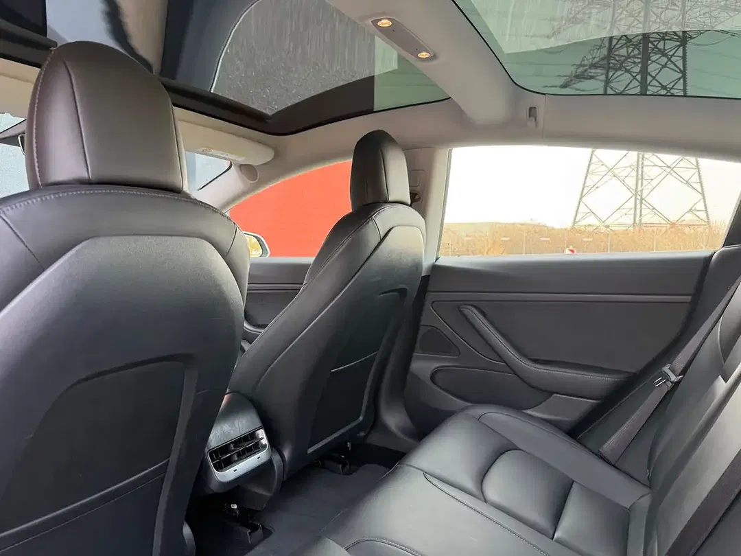 Tesla Model 3 RWD Standard Range Plus - Thumbnail 14