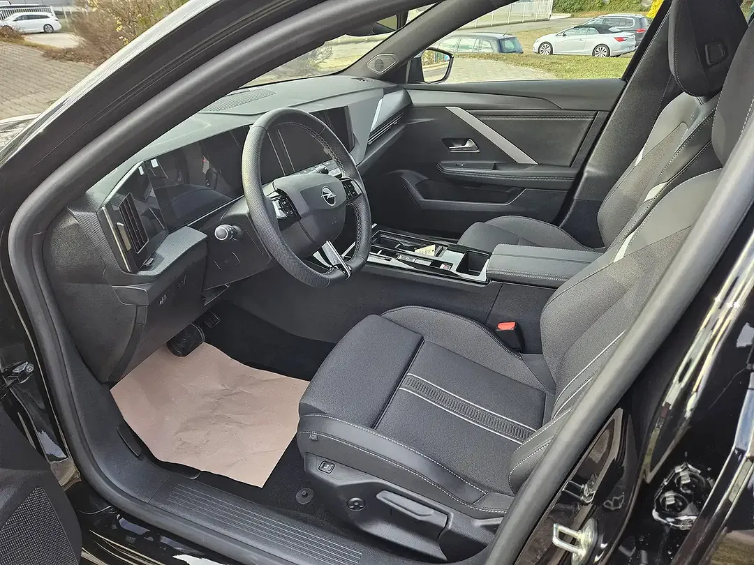 Opel Astra 1.2 Turbo GS - Thumbnail 9