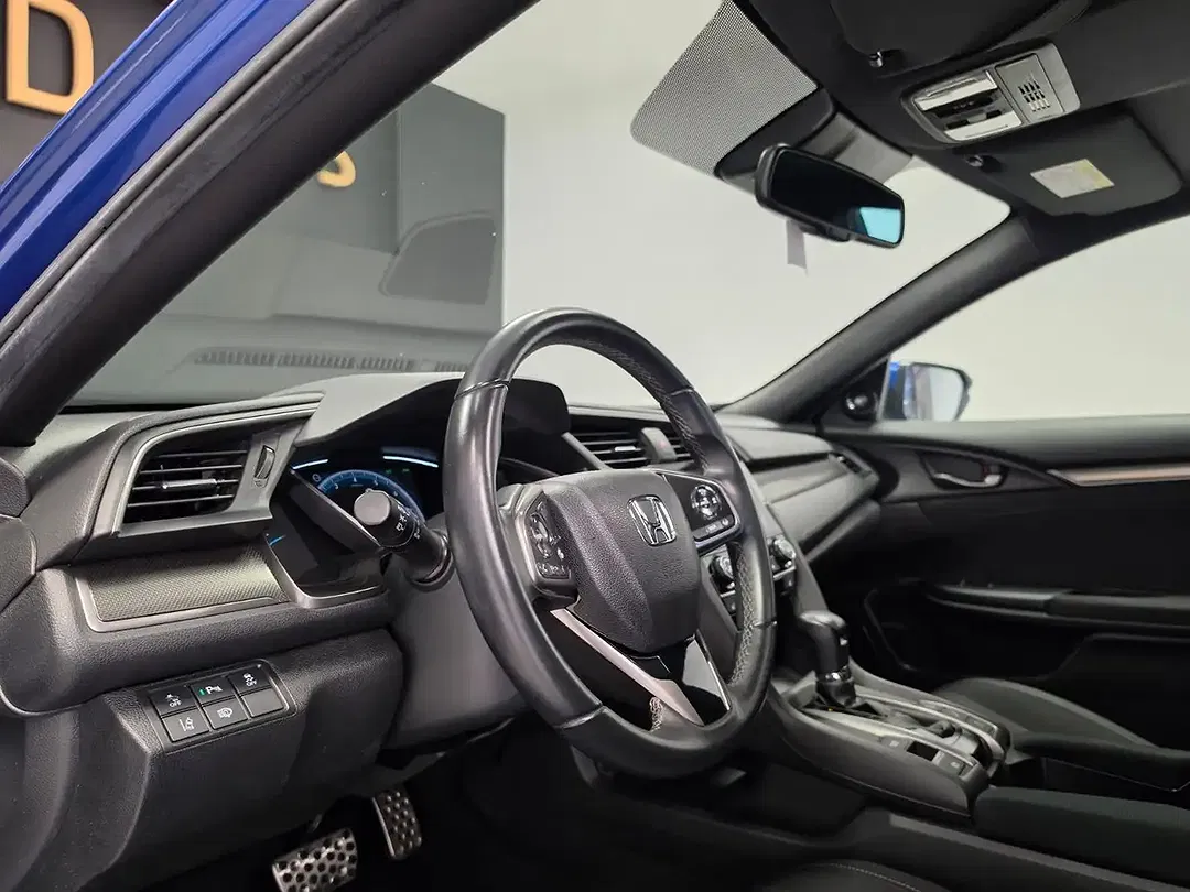 Honda Civic 1.0 i-VTEC - Thumbnail 14