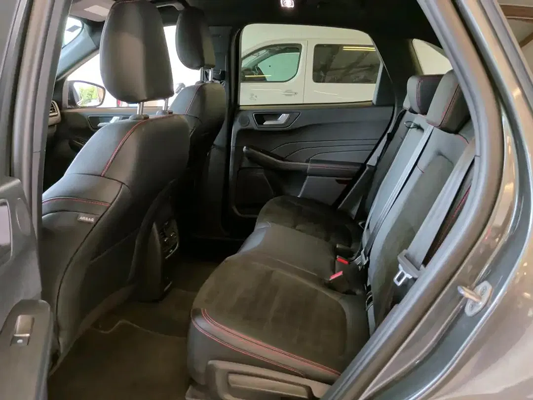 Ford Kuga 2.5 PHEV ST-Line X - Thumbnail 9