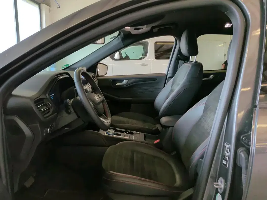 Ford Kuga 2.5 PHEV ST-Line X - Thumbnail 8