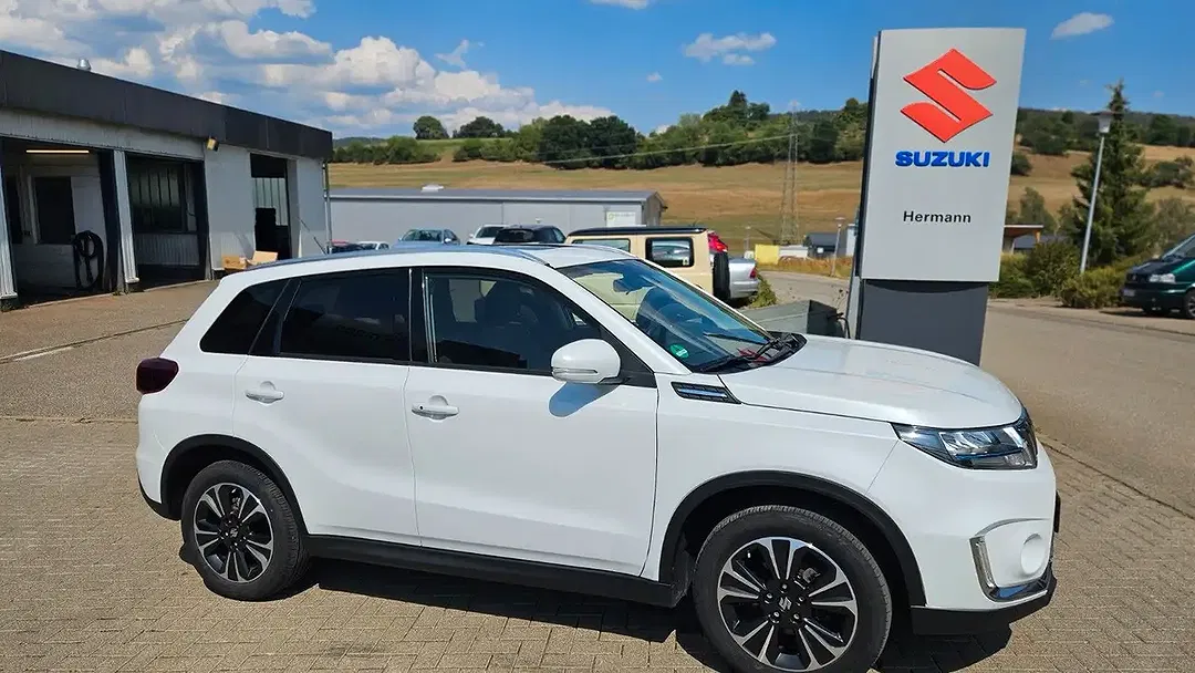 Suzuki Vitara Hybrid 1.5 Dualjet AGS AllGrip Comfort+ - foto 1