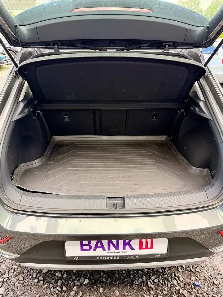 Volkswagen T-Roc 1.5 TSI DSG Style - Thumbnail 8