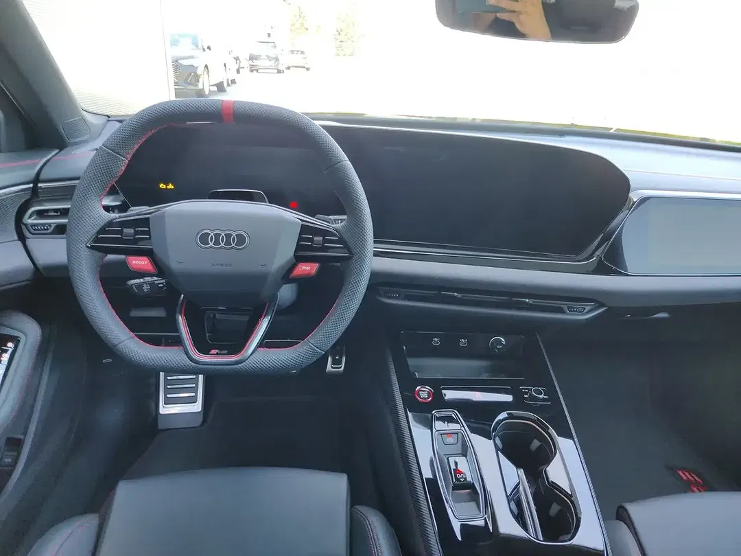Audi RS5 - Thumbnail 10