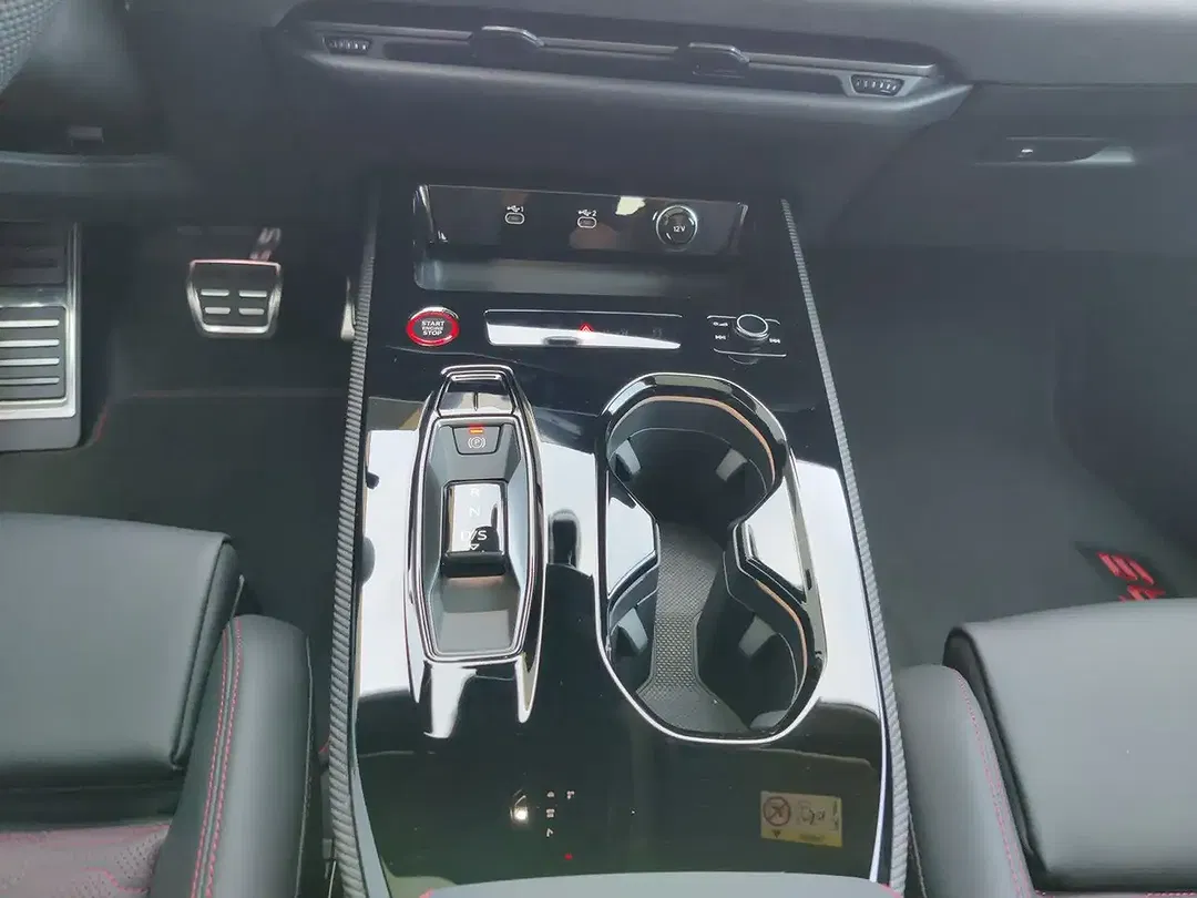 Audi RS5 - Thumbnail 11